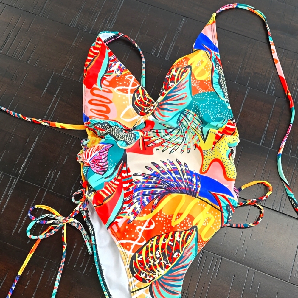Swim suit